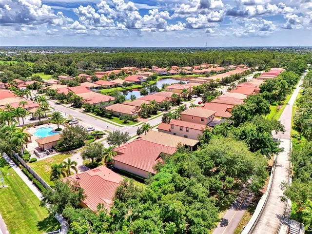 $549,000 | 1050 Bluffwood Drive, Nokomis, FL 34275