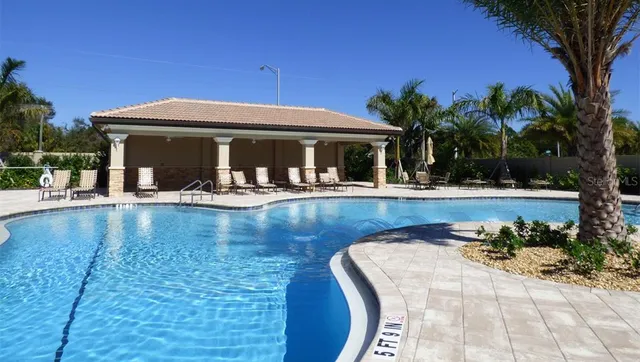 $549,000 | 1050 Bluffwood Drive, Nokomis, FL 34275