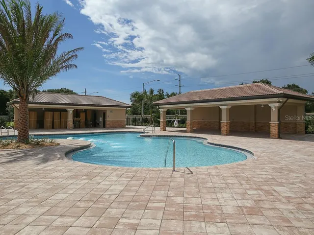 $549,000 | 1050 Bluffwood Drive, Nokomis, FL 34275