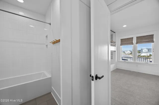 $1,750,000 | 11 Amidships Lane, Hampstead, NC 28443