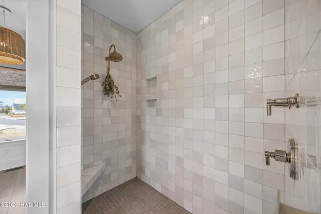 $1,750,000 | 11 Amidships Lane, Hampstead, NC 28443