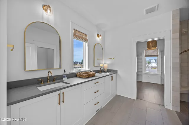 $1,750,000 | 11 Amidships Lane, Hampstead, NC 28443