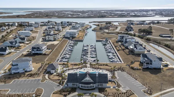 $1,399,900 | 11 Amidships Lane, Hampstead, NC 28443