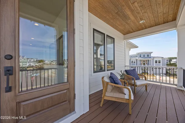 $1,750,000 | 11 Amidships Lane, Hampstead, NC 28443