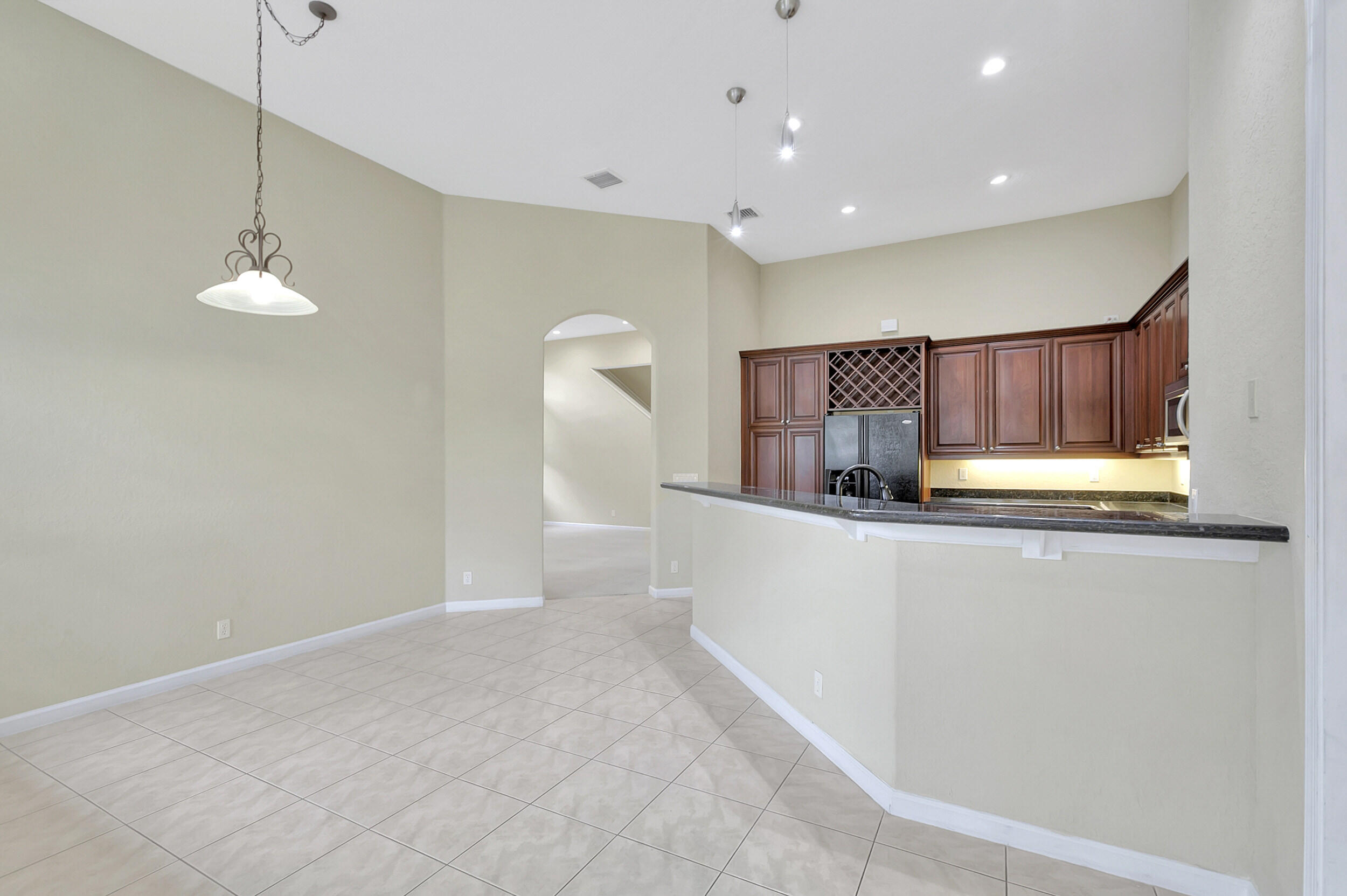 176 Via Veracruz Jupiter, FL 33458 - Photo 16 of 81 eat-in kitchen