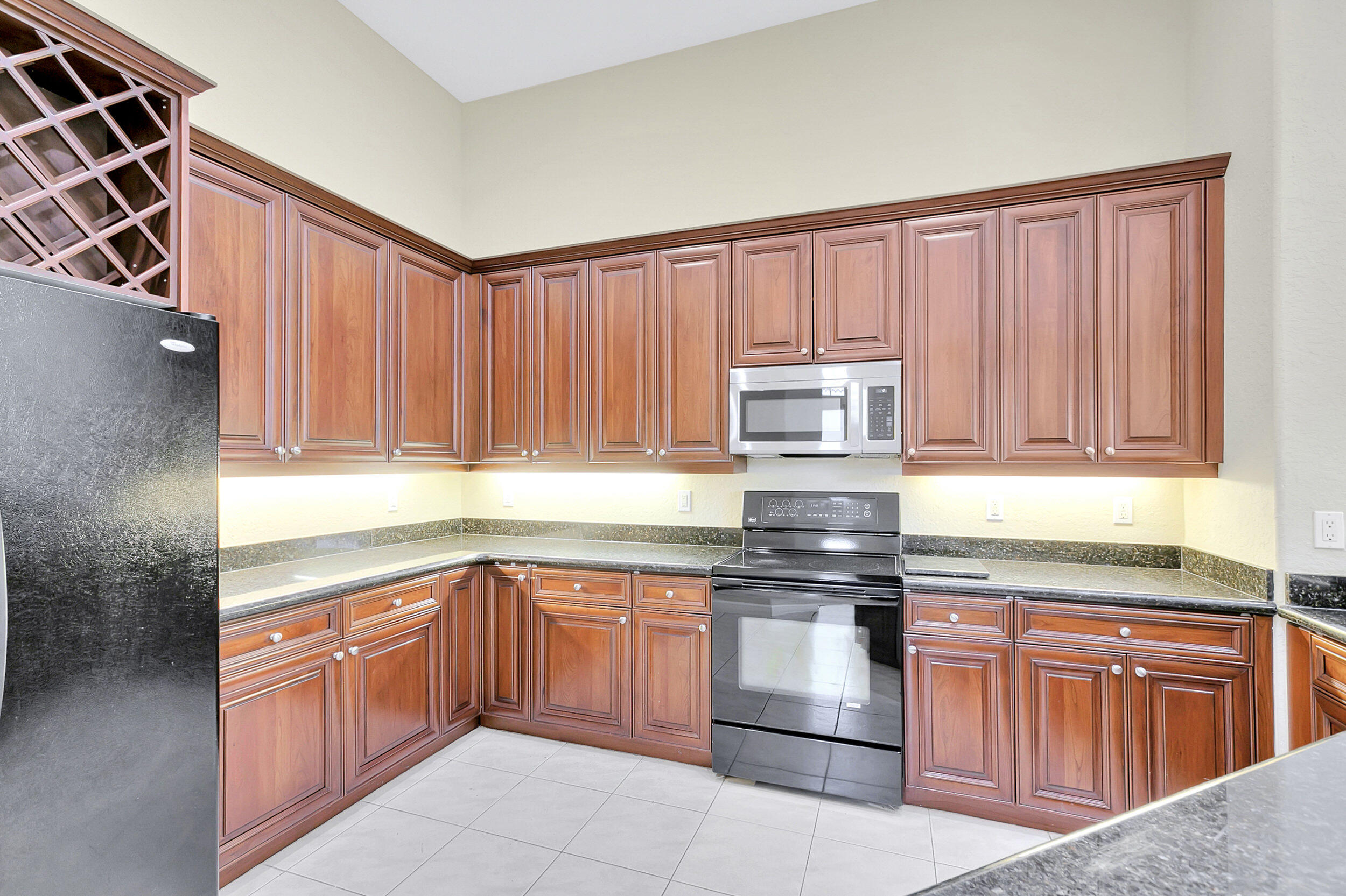 176 Via Veracruz Jupiter, FL 33458 - Photo 18 of 81 large kitchen