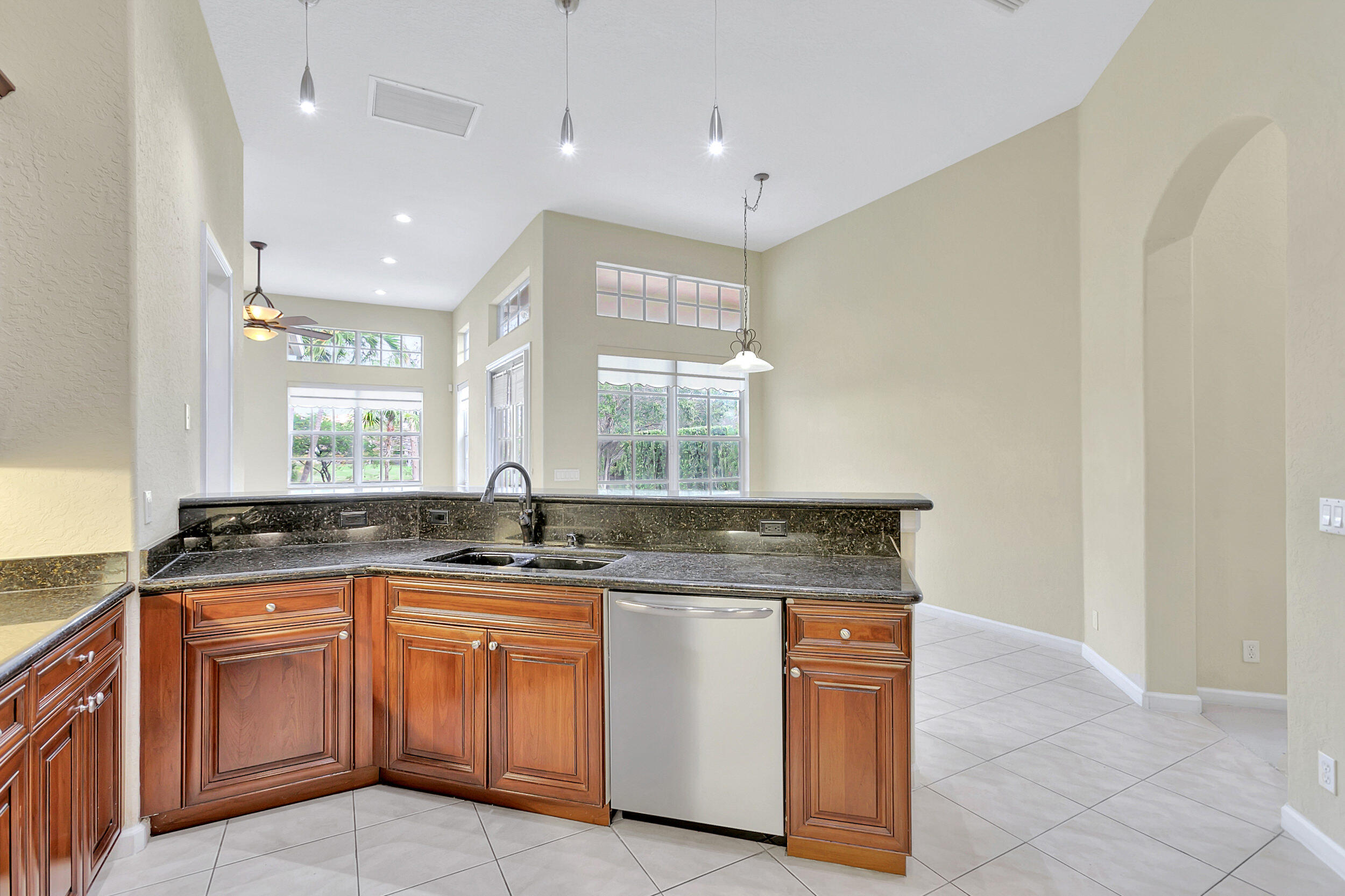 176 Via Veracruz Jupiter, FL 33458 - Photo 19 of 81 kitchen view
