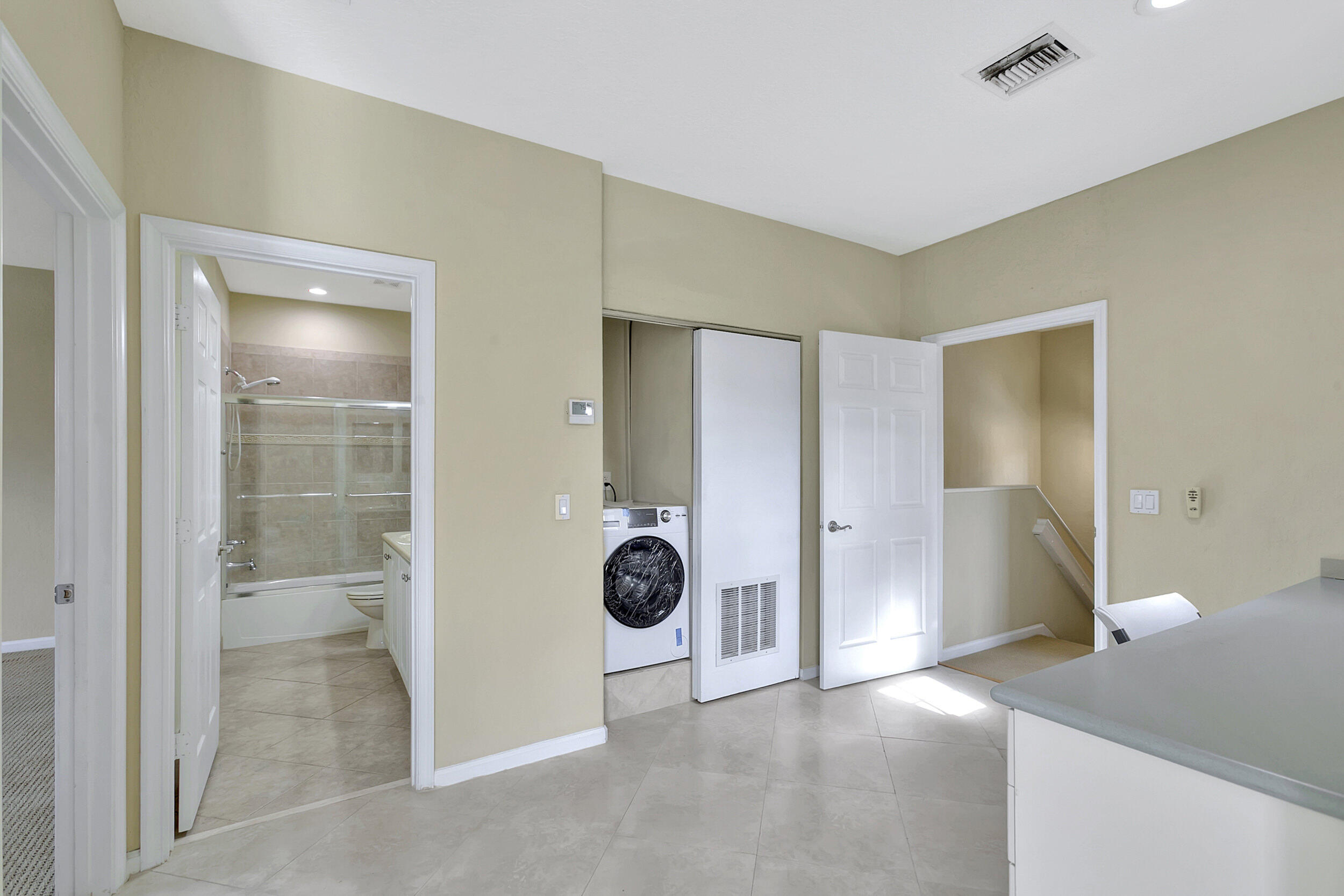 176 Via Veracruz Jupiter, FL 33458 - Photo 47 of 81 private suite