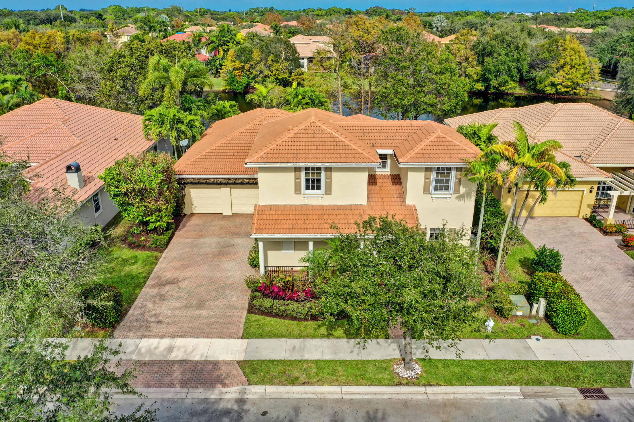 176 Via Veracruz Jupiter, FL 33458 - Photo 68 of 81 overhead front