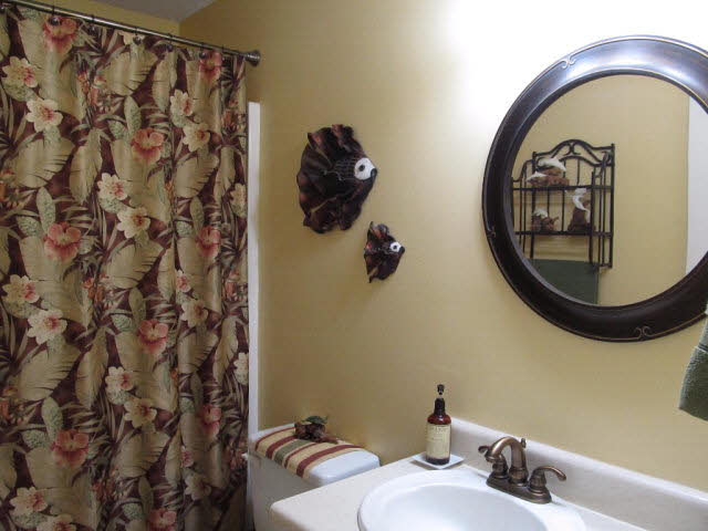 8847 Caitlin Street Foley, AL 36535 - Photo 25 of 43 Guest Bathroom