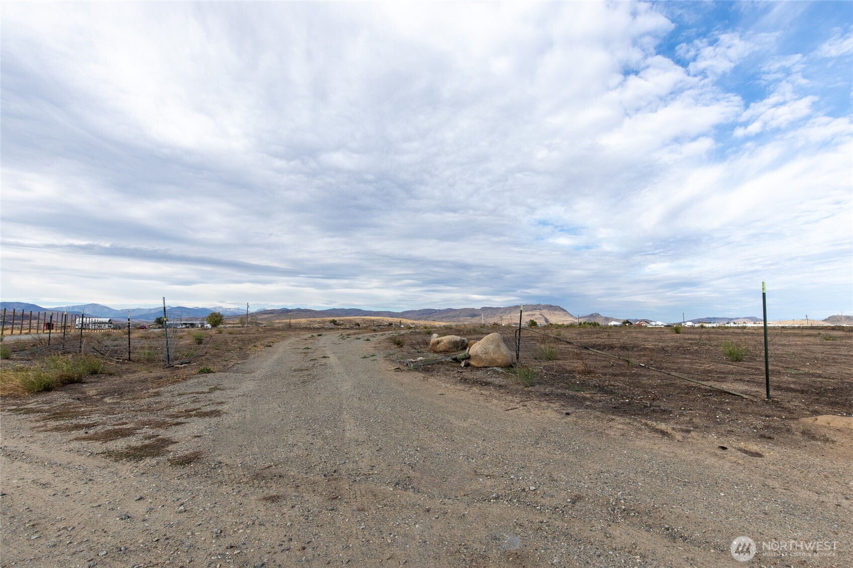 105 Greenacres Road Riverside, WA 98849 - Photo 2 of 8 a view of an ocean beach