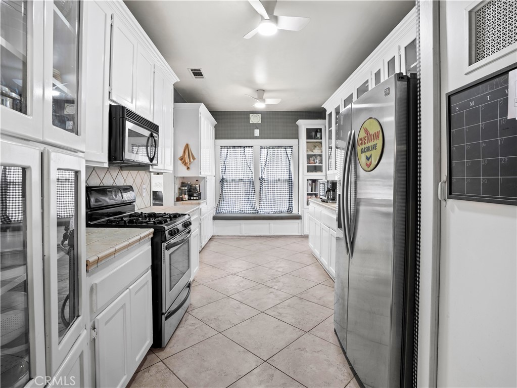 7567 Etiwanda Rancho Cucamonga, CA 91739 - Photo 8 of 32