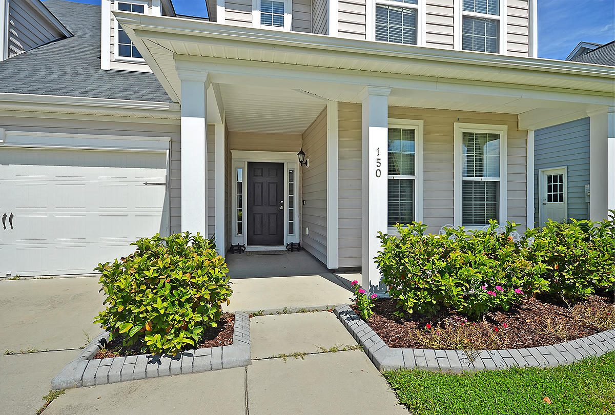 150 Royal Star Road Summerville, SC 29486 - Photo 4 of 38 CREM_150 Royal Star_005
