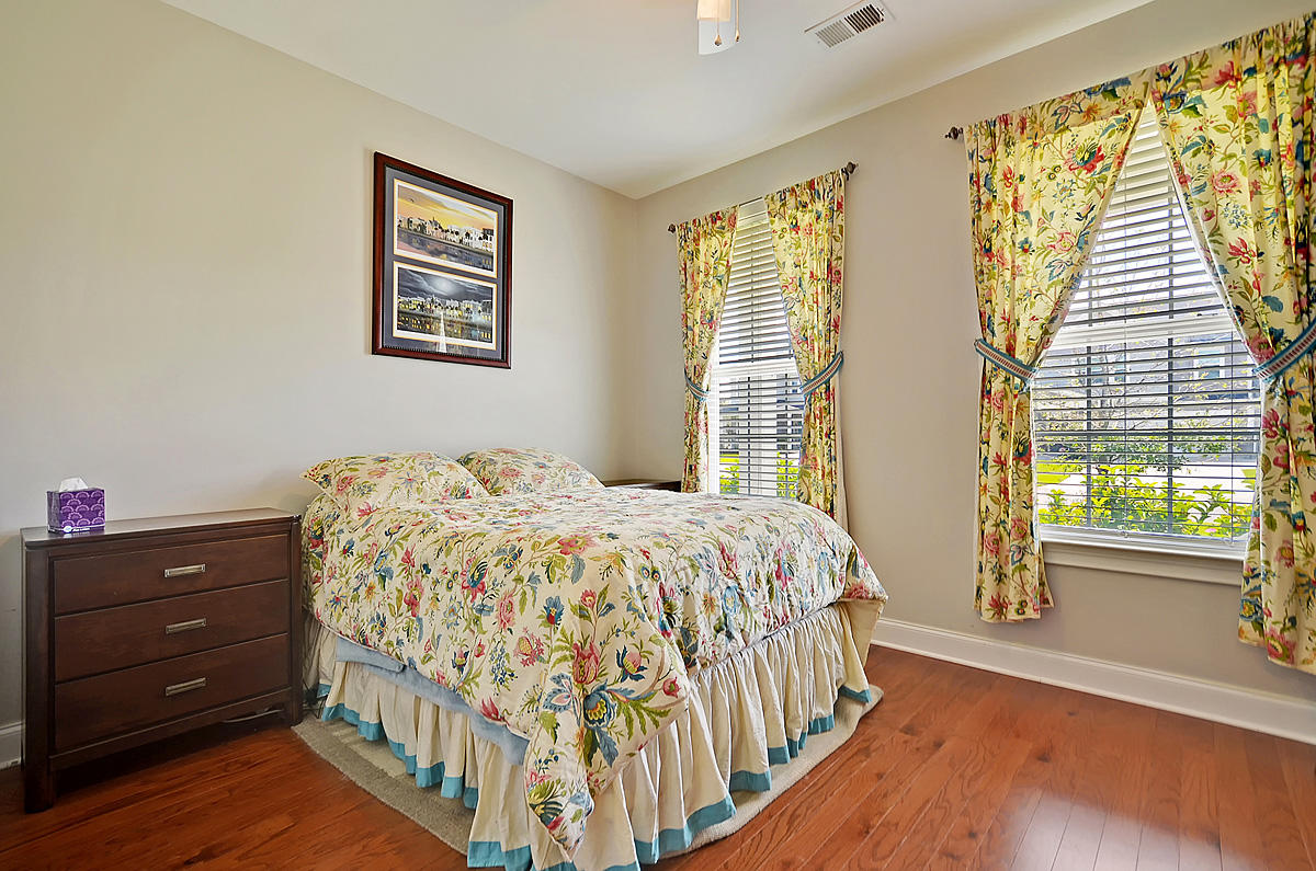 150 Royal Star Road Summerville, SC 29486 - Photo 8 of 38 CREM_150 Royal Star_012