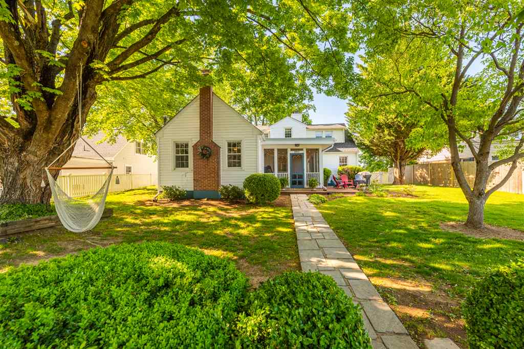 1060 Lyndhurst Road Waynesboro, VA 22980 - Photo 1 of 30 Gallery Image 1