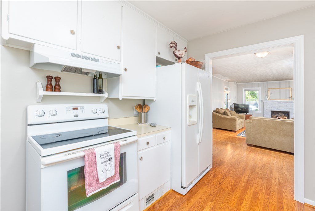 1060 Lyndhurst Road Waynesboro, VA 22980 - Photo 15 of 30 Gallery Image 15
