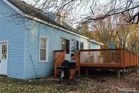 5931 Lakeshore Road Fort Gratiot, MI 48059 - Photo 2 of 12 download.jpg
