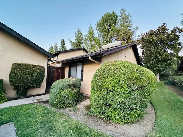 $265,000 | 4985 East Butler Avenue, Unit 109, Fresno, CA 93727