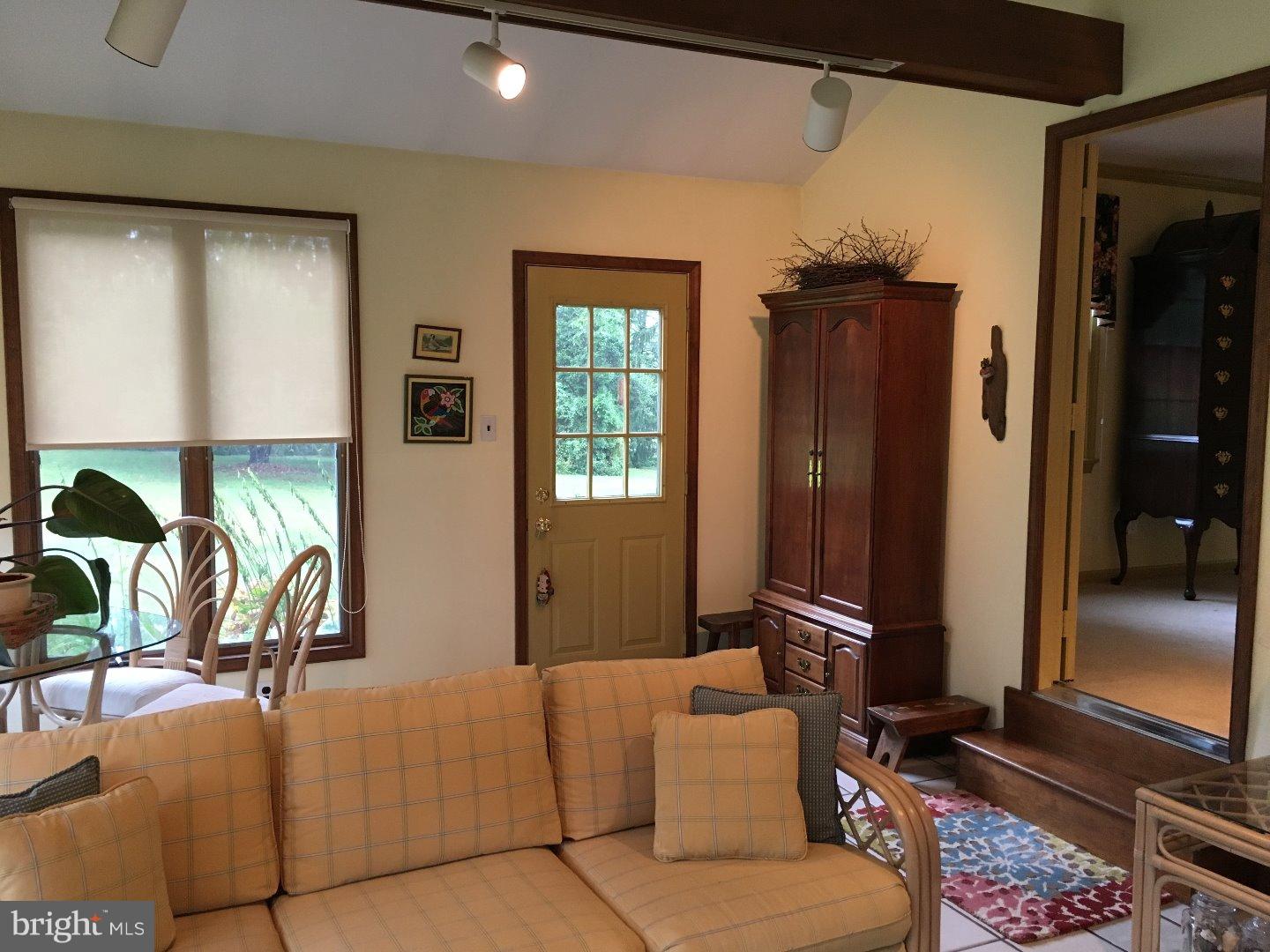 721 Fawn Road Newark, DE 19711 - Photo 11 of 20 Atrium