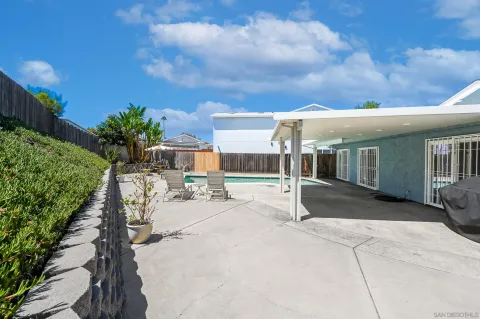 $1,160,000 | 10421 Calico Circle, San Diego, CA 92126