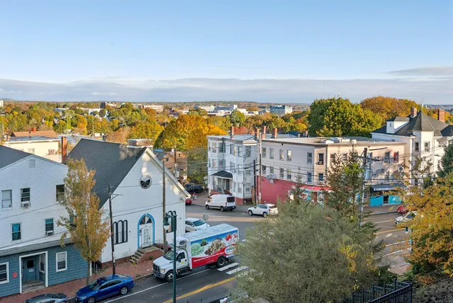 $549,000 | 867 Congress Street, Portland, ME 04102