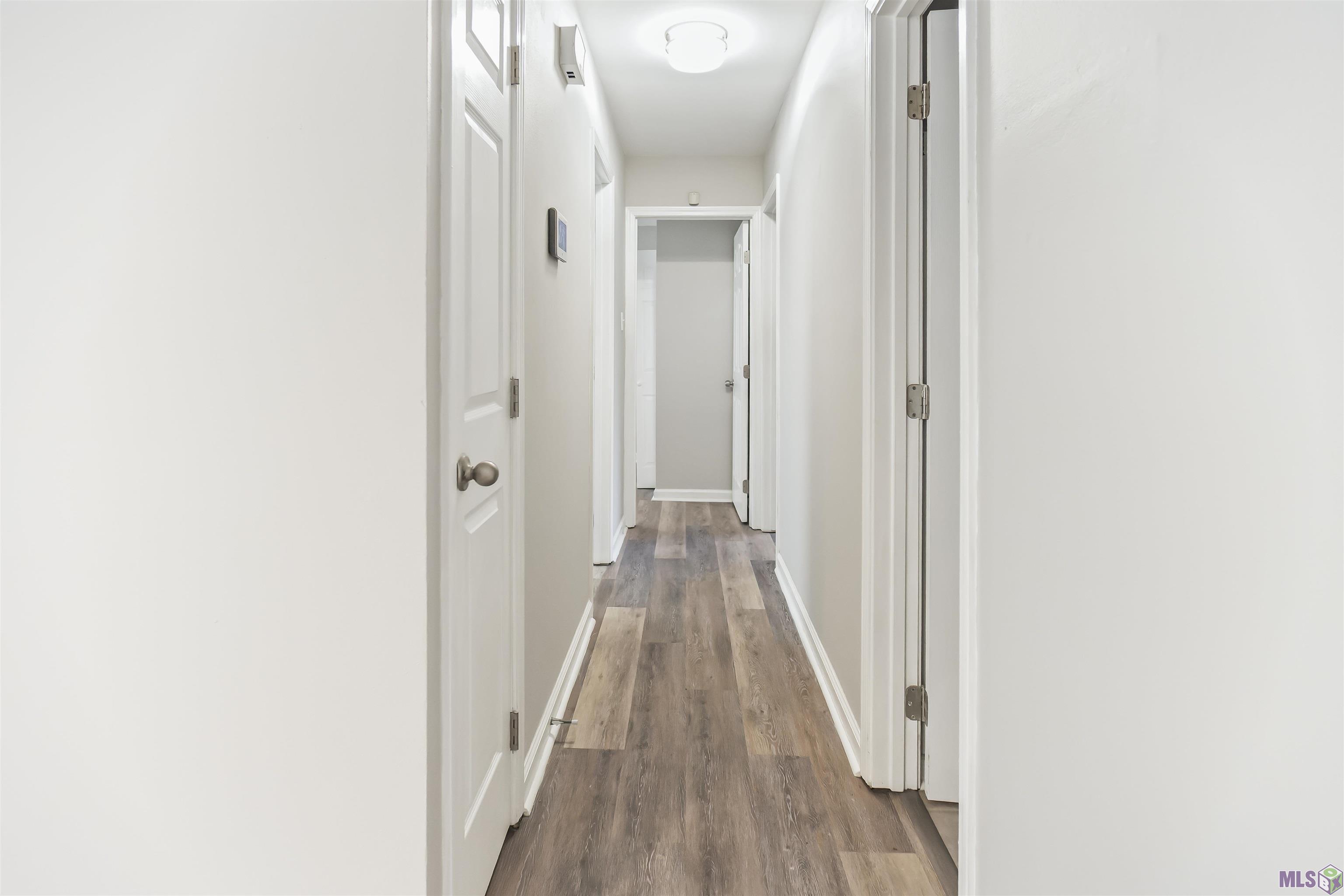 3134 Montreal Drive Baton Rouge, LA 70819 - Photo 38 of 50 Hallway