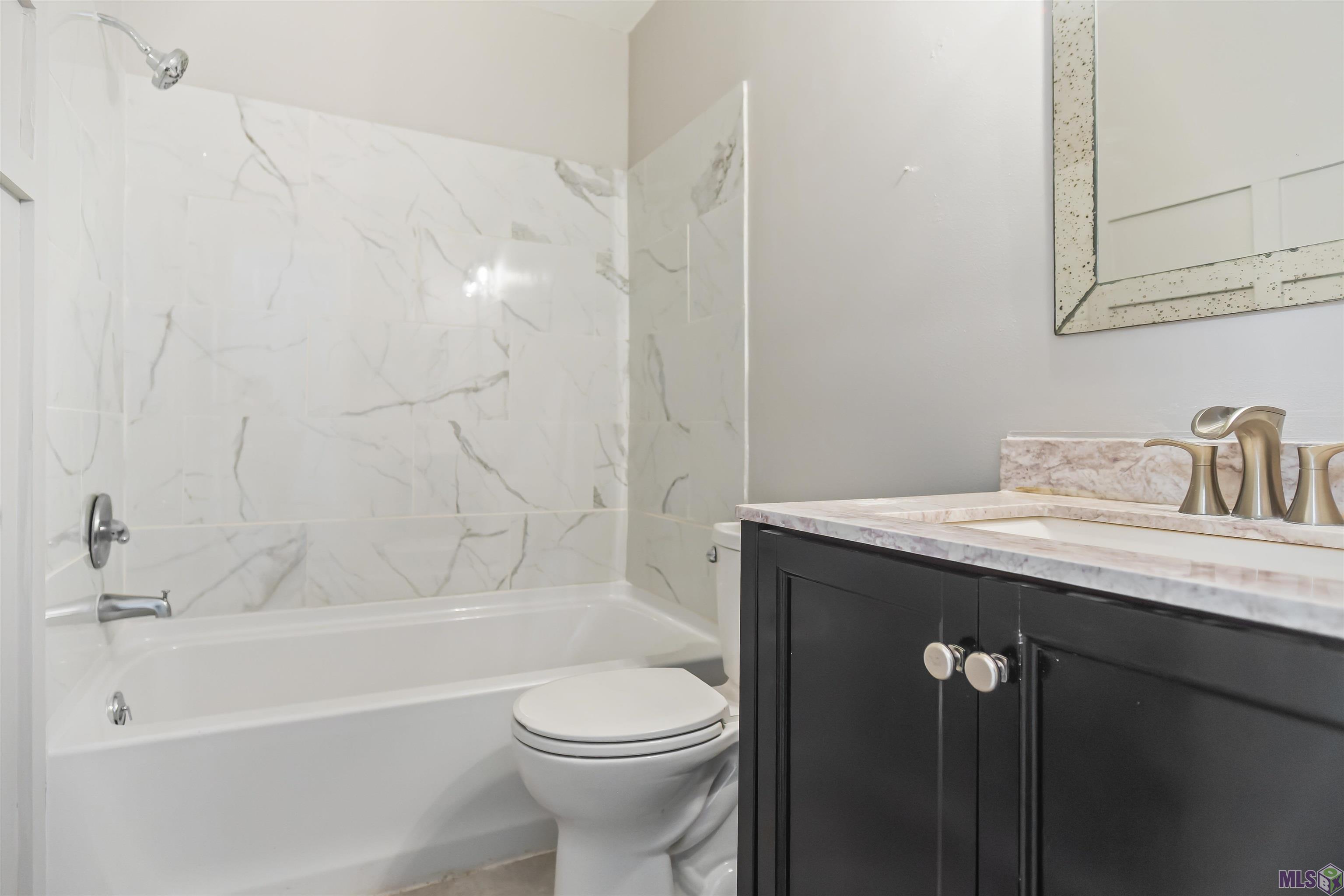 3134 Montreal Drive Baton Rouge, LA 70819 - Photo 39 of 50 Secondary Bathroom