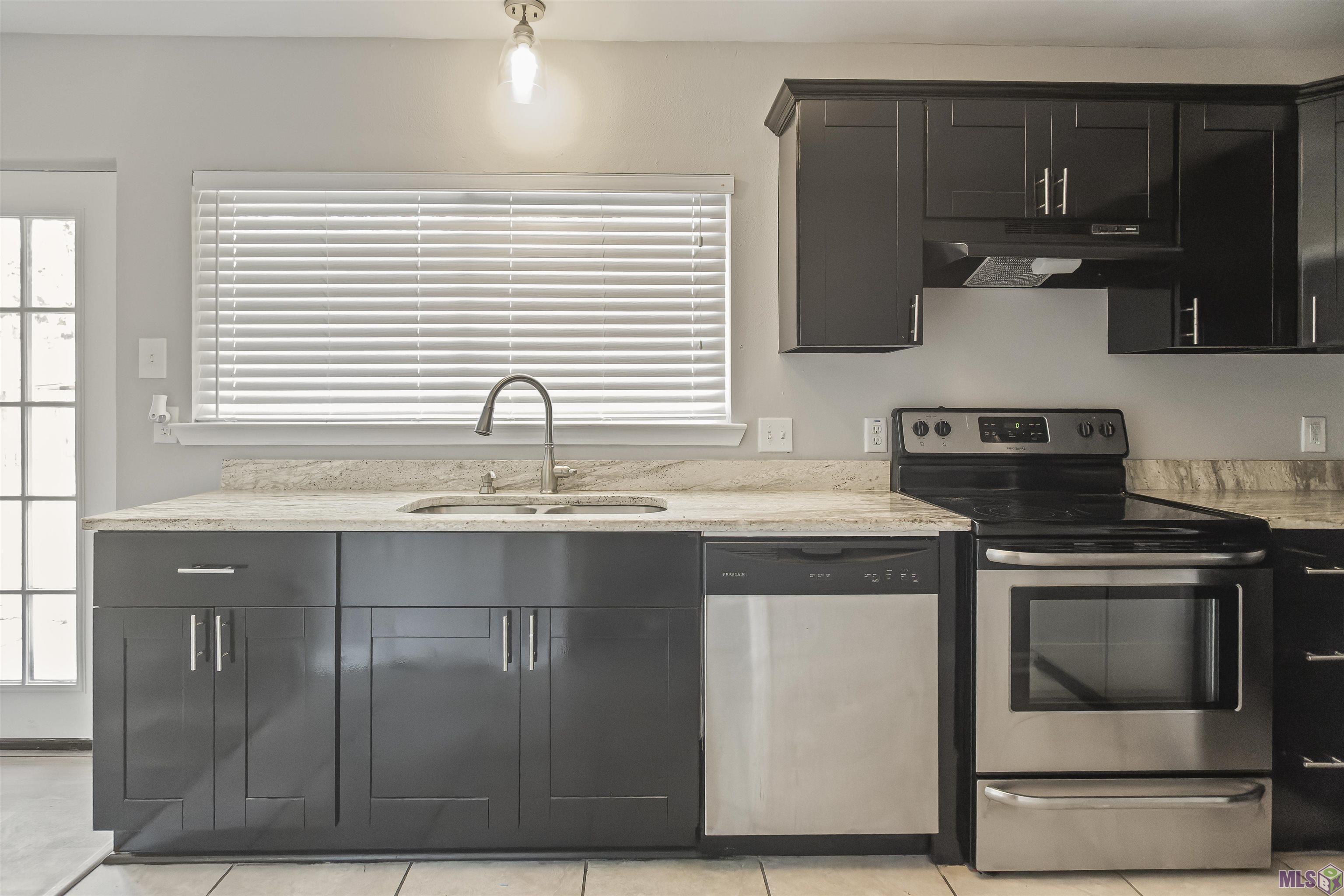 3134 Montreal Drive Baton Rouge, LA 70819 - Photo 8 of 50