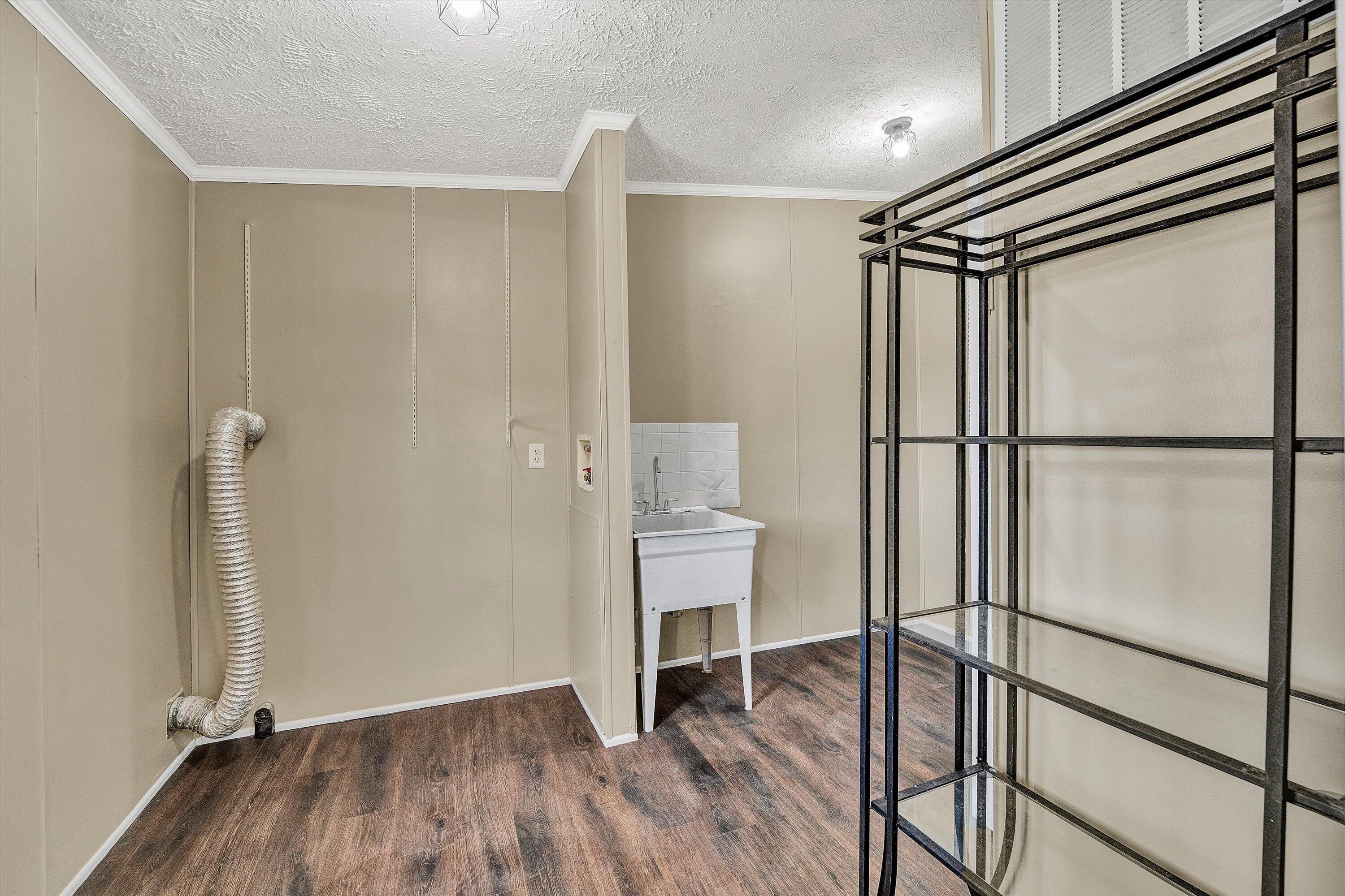 5555 Doe Run Road Rocky Mount, VA 24151 - Photo 20 of 38 Laundry