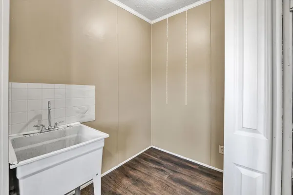 an empty room that has a window