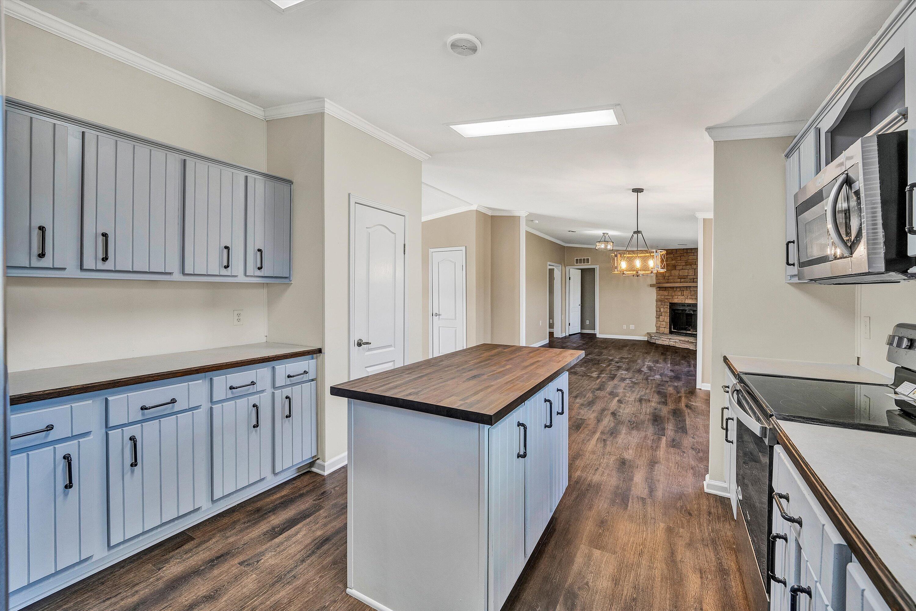 5555 Doe Run Road Rocky Mount, VA 24151 - Photo 6 of 38 Kitchen