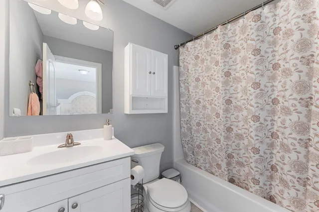 $950,000 | 24877 Harvest Meadows Court, Lakeville, MN 55044