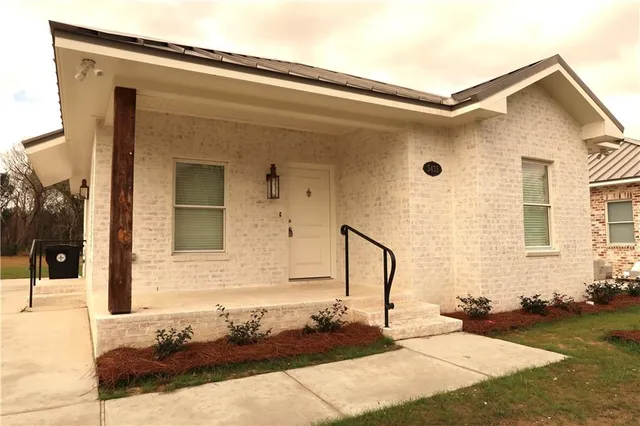 $2,500 | 3435 Bryson Street, New Orleans, LA 70131