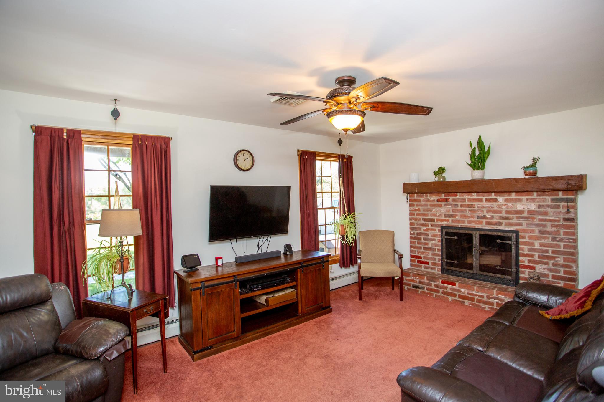 255 Tabor Road Ottsville, PA 18942 - Photo 7 of 41 Gallery Image 7