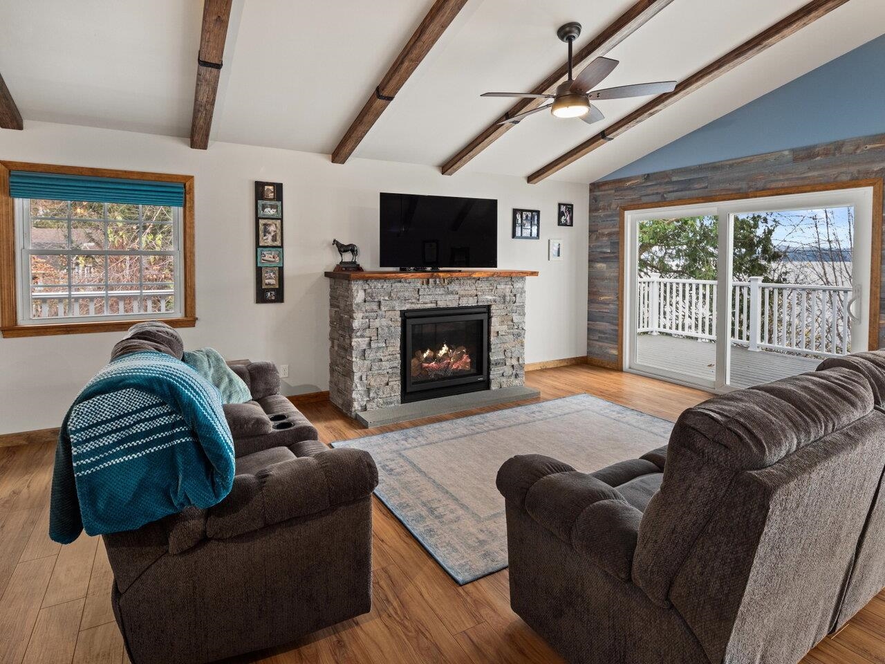 212 Marble Island Road Colchester, VT 05446 - Photo 3 of 40 Gallery Image 3