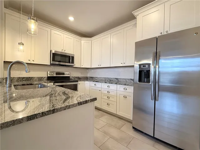 $2,150 | 406 East 8th Street, Horseheads, NY 14903