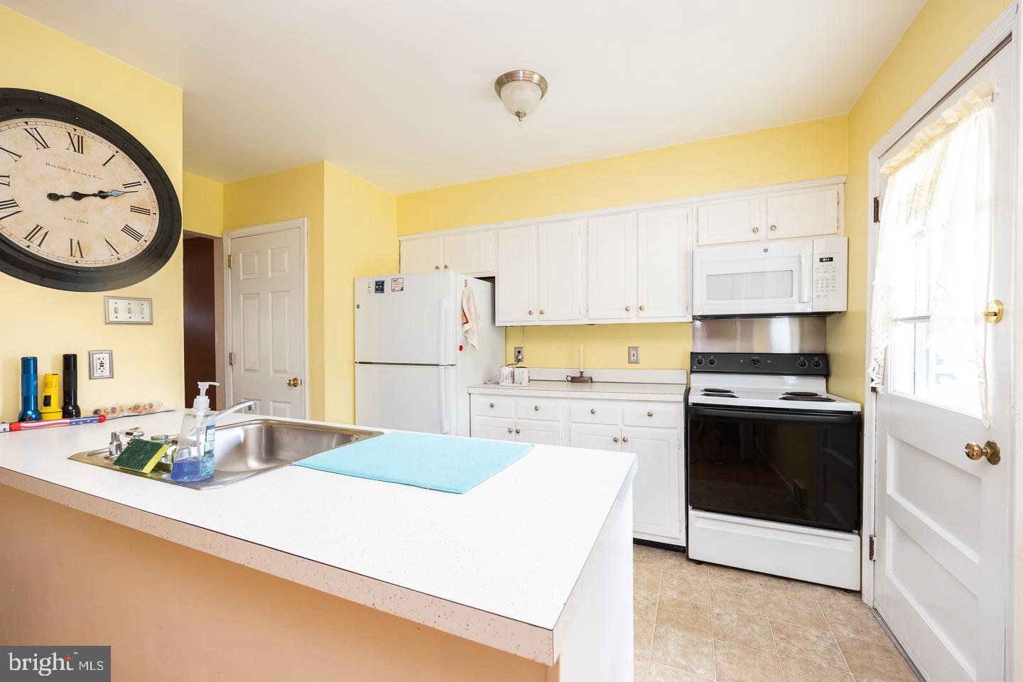917 Independence Road Norristown, PA 19403 - Photo 7 of 22 Gallery Image 7