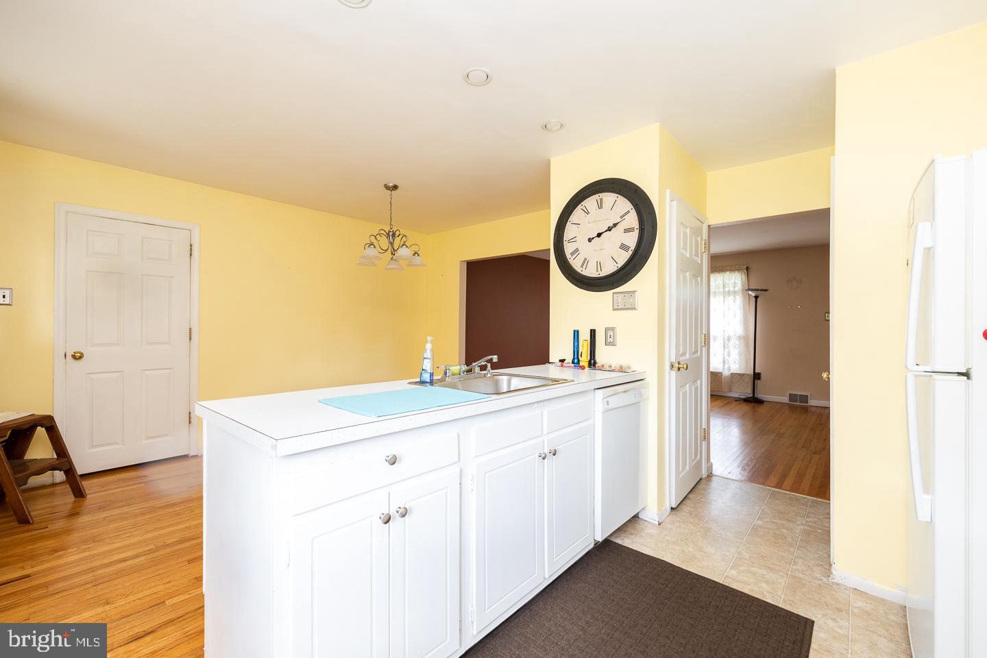 917 Independence Road Norristown, PA 19403 - Photo 8 of 22 Gallery Image 8
