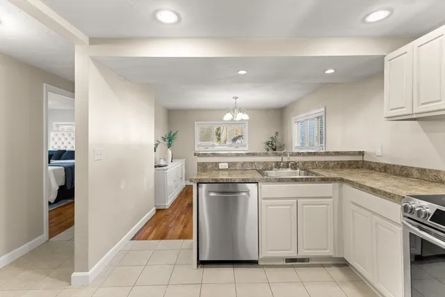 $580,000 | 292 Prospect Street, Stoughton, MA 02072