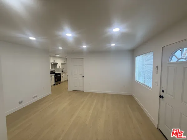 $5,090,000 | 176 West Ramona Street, Ventura, CA 93001