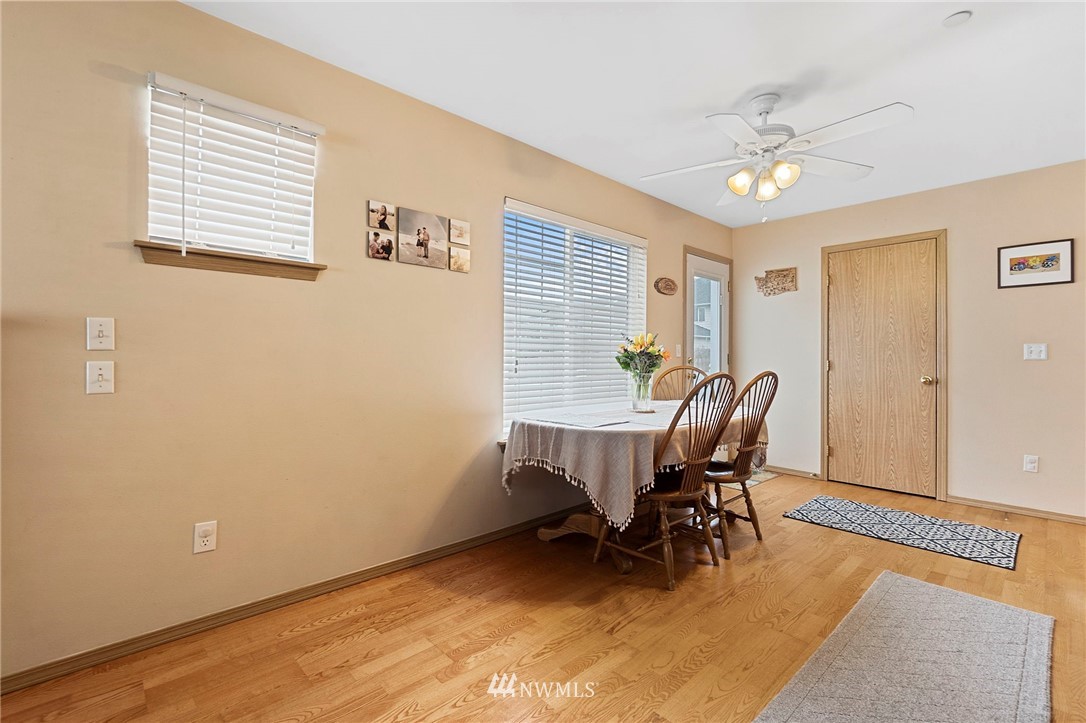 1440 Rooklidge Street DuPont, WA 98327 - Photo 6 of 17 Gallery Image 6