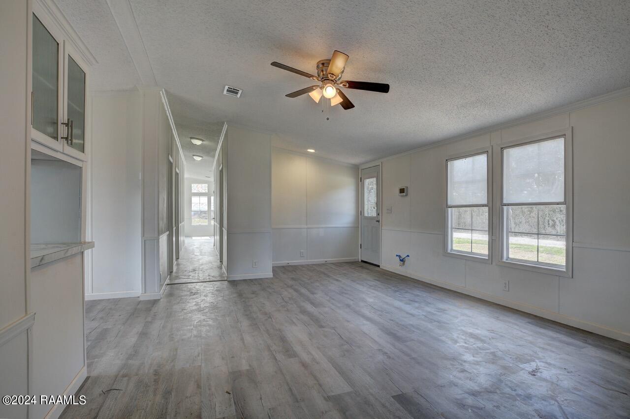 13421 Pecan Road Kaplan, LA 70548 - Photo 5 of 17
