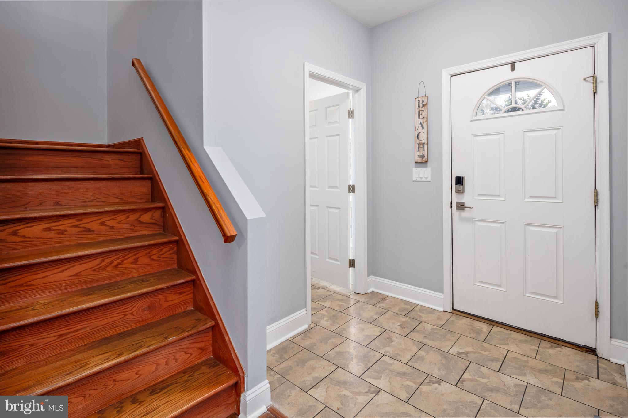 326 South Carolina Road Stevensville, MD 21666 - Photo 16 of 48 a view of entryway