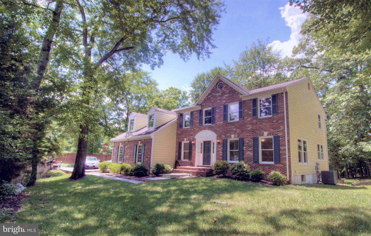 Exterior (Front)
