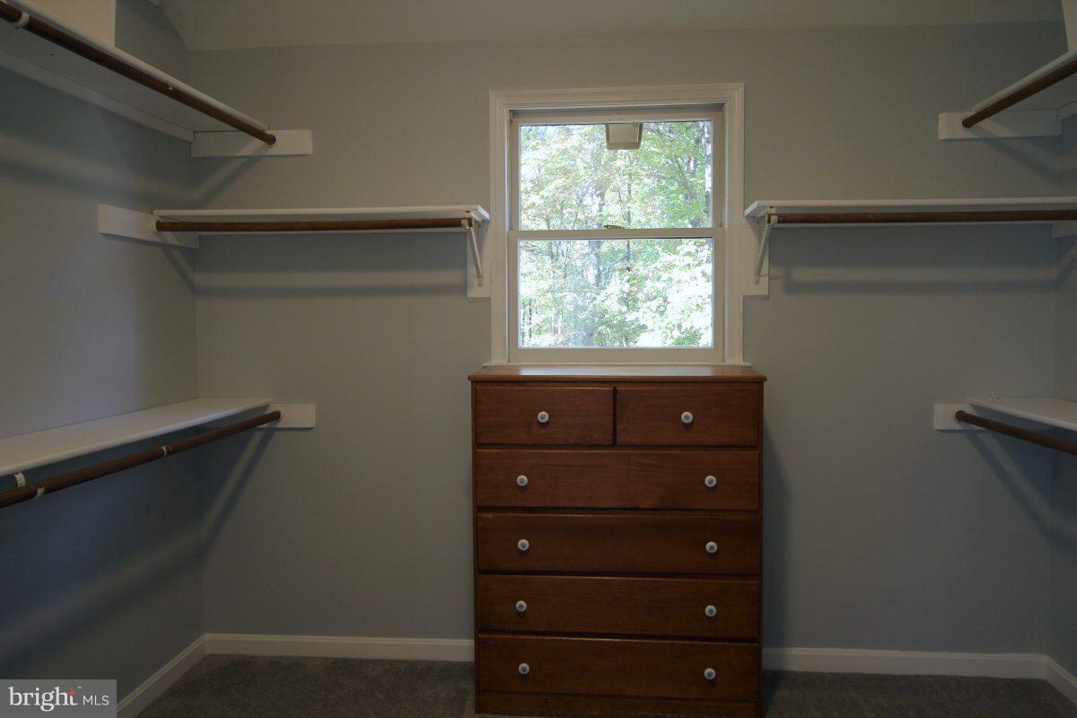 563 Malcolm Road Northwest Vienna, VA 22180 - Photo 13 of 23 Interior (General)