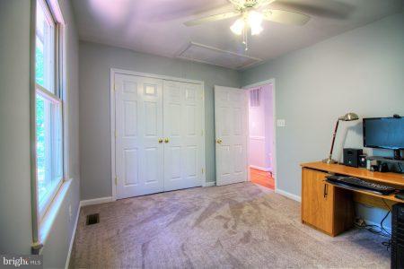563 Malcolm Road Northwest Vienna, VA 22180 - Photo 14 of 23 Interior (General)