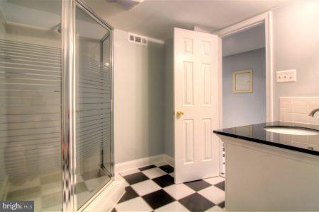563 Malcolm Road Northwest Vienna, VA 22180 - Photo 17 of 23 Interior (General)
