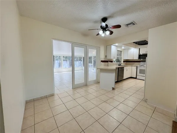 $2,200 | 7522 Laurel Springs Drive, Winter Park, FL 32792