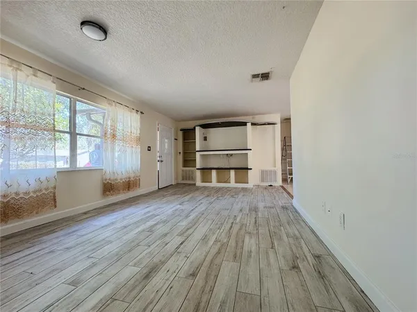$2,200 | 7522 Laurel Springs Drive, Winter Park, FL 32792