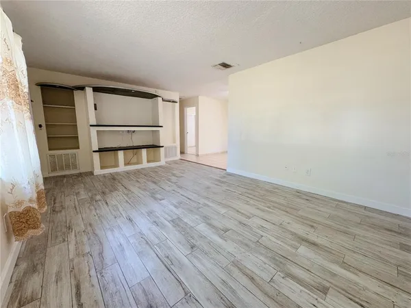 $2,200 | 7522 Laurel Springs Drive, Winter Park, FL 32792